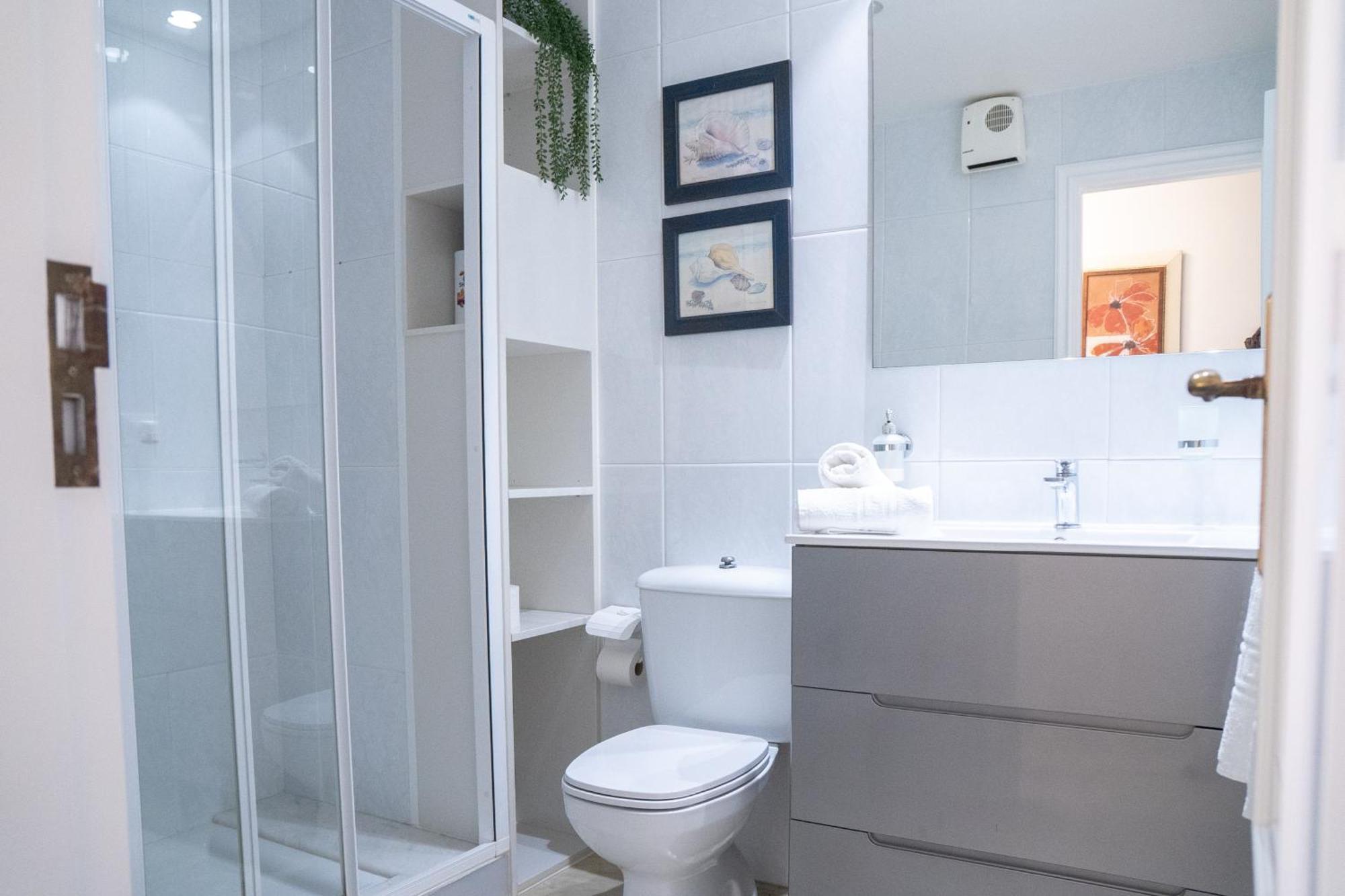 Apartamentos Faro Da Rocha 오그로브 외부 사진